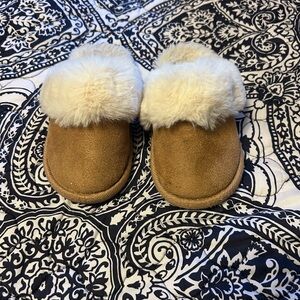 Cozy Kids Faux Fur-Lined Brown Slippers
